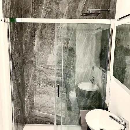 Aj Lux Apartment